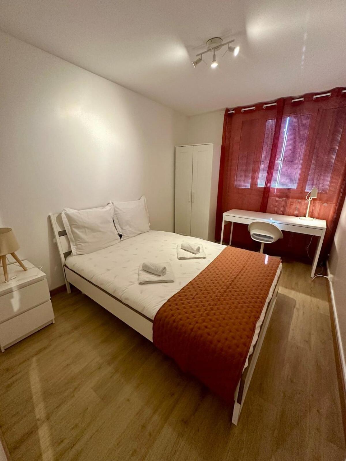 Au Coeur Du Quartier Taittinger Reims Exterior foto